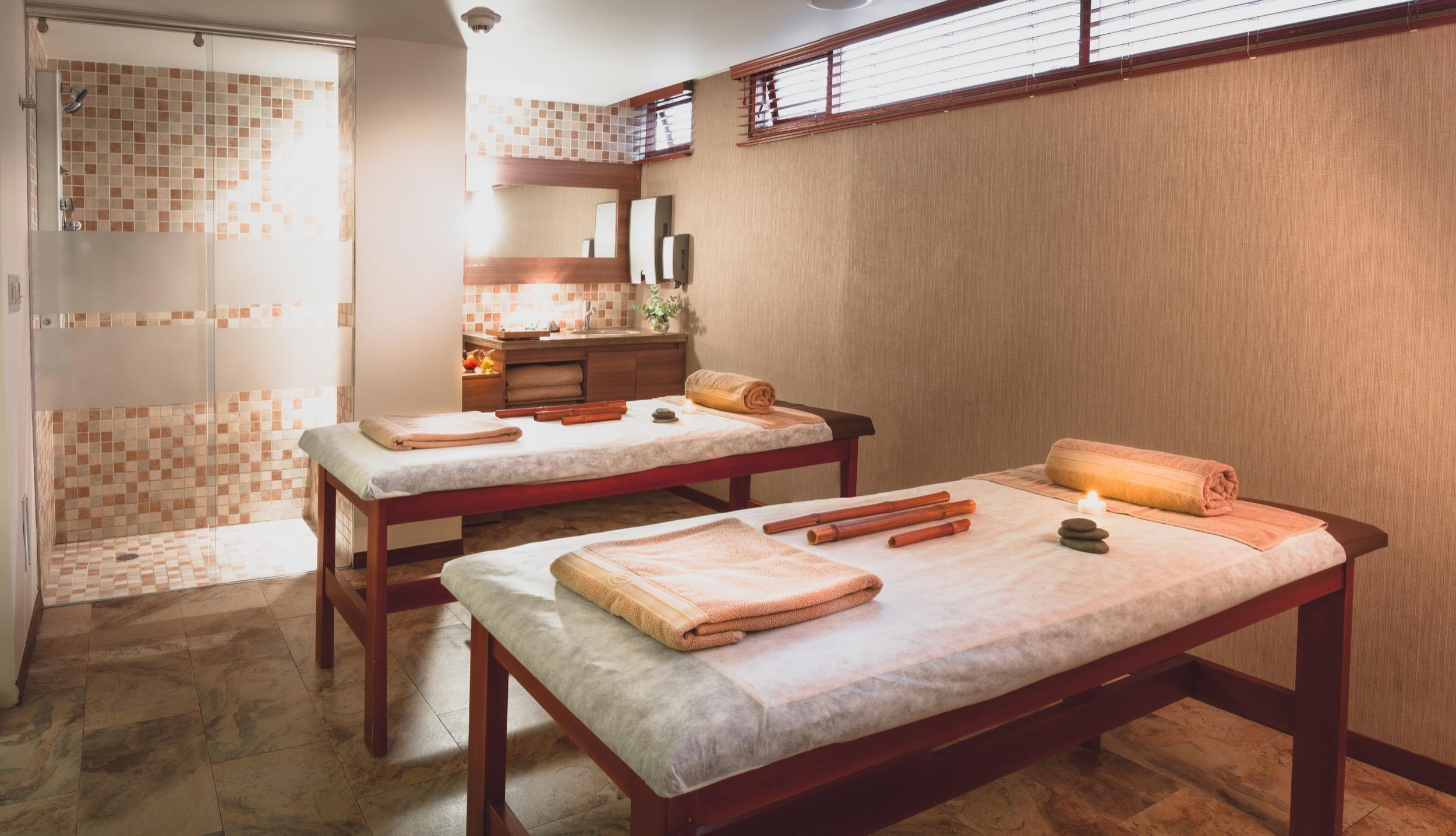 Estelar Paipa Hotel Spa & Y Centro De Convenciones Экстерьер фото A treatment room at a spa
