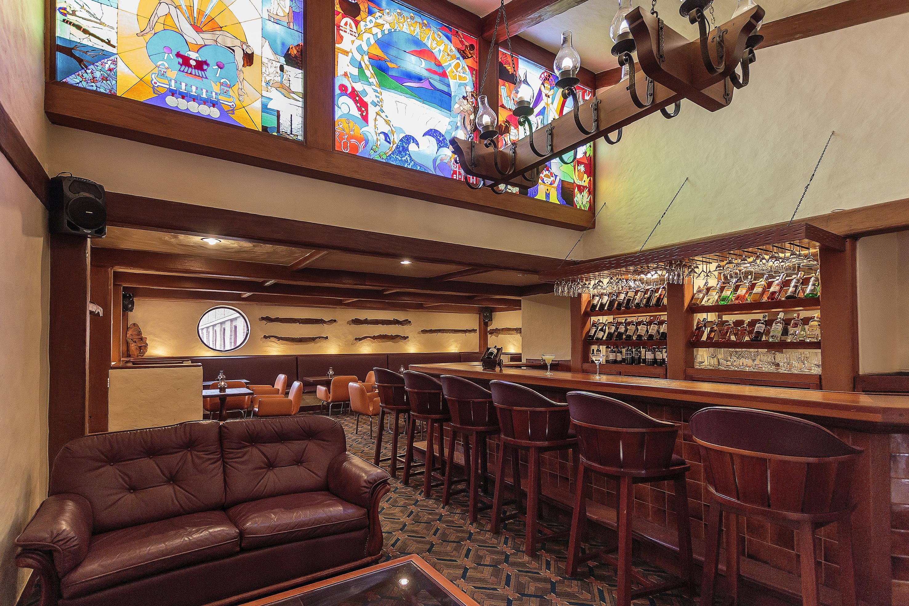 Estelar Paipa Hotel Spa & Y Centro De Convenciones Экстерьер фото The bar at the 1905
